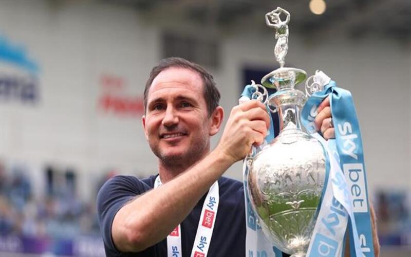 Lampard để lại dấu ấn lớn trong thời kỳ thành công của Chelsea